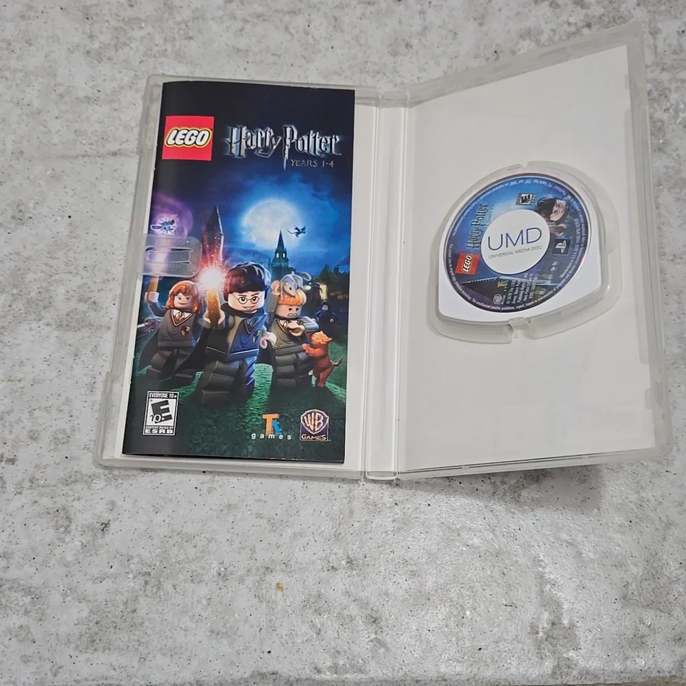 LEGO Harry Potter: Years 1-4 (Sony PSP, 2010)